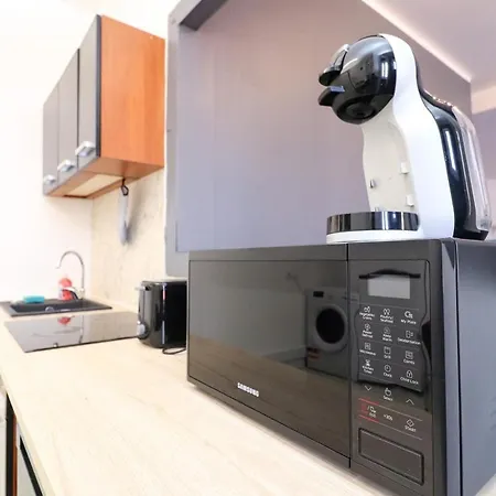 2-bed, 1,5-bath Old Town Flat With Sauna And Bar *