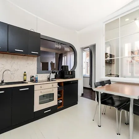 2-bed, 1,5-bath Old Town Flat With Sauna And Bar Tallinn