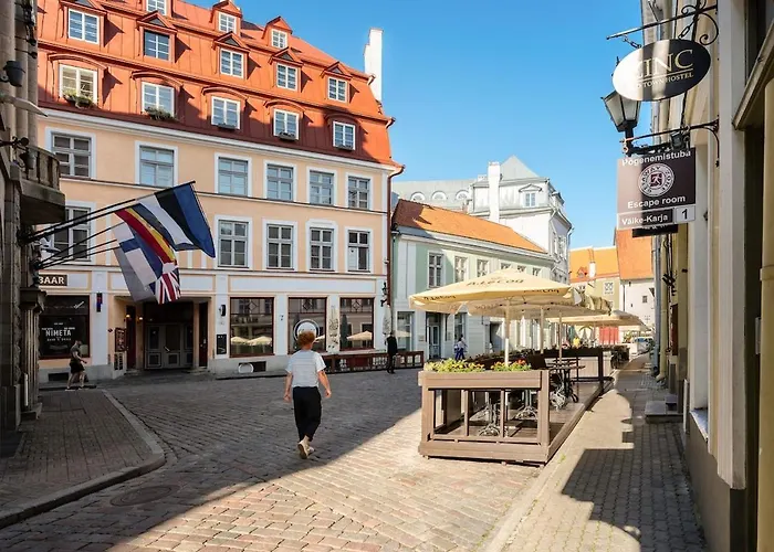 Daire 2-bed, 1,5-bath Old Town Flat With Sauna And Bar *