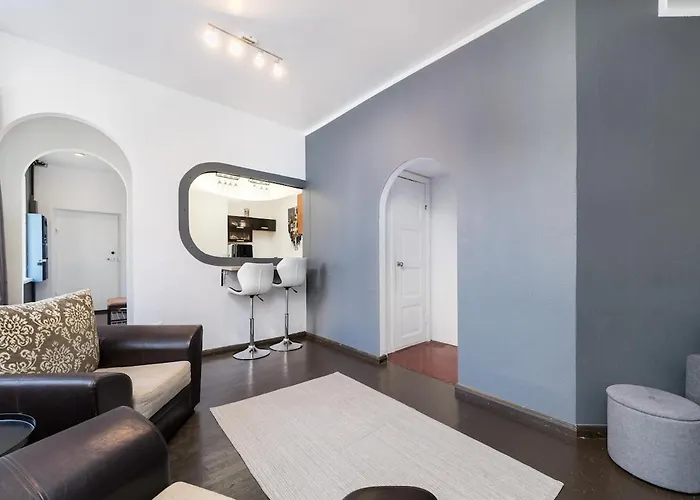 Daire 2-bed, 1,5-bath Old Town Flat With Sauna And Bar *