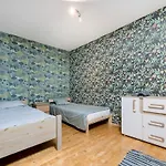 Appartement 2-bed, 1,5-bath Old Town Flat With Sauna And Bar